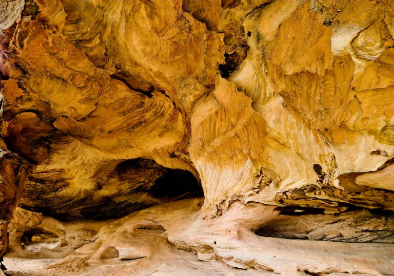 Sandstone_Caves - Newcastle Ramblers